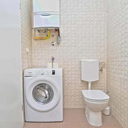 Apartmán Elda 2144 *